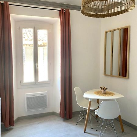 Le Studio En Provence Saint Didier  Exterior photo